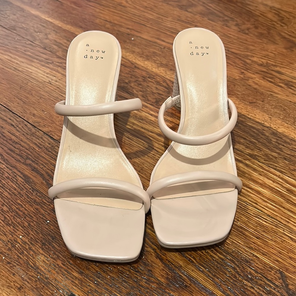 Size 8 a new day heels